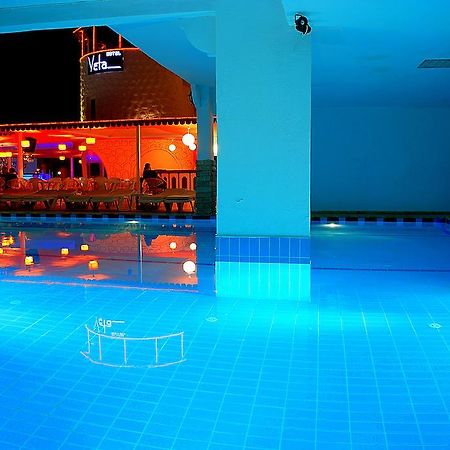 Sky Vela Hotel & Suites Гюмбет Екстериор снимка