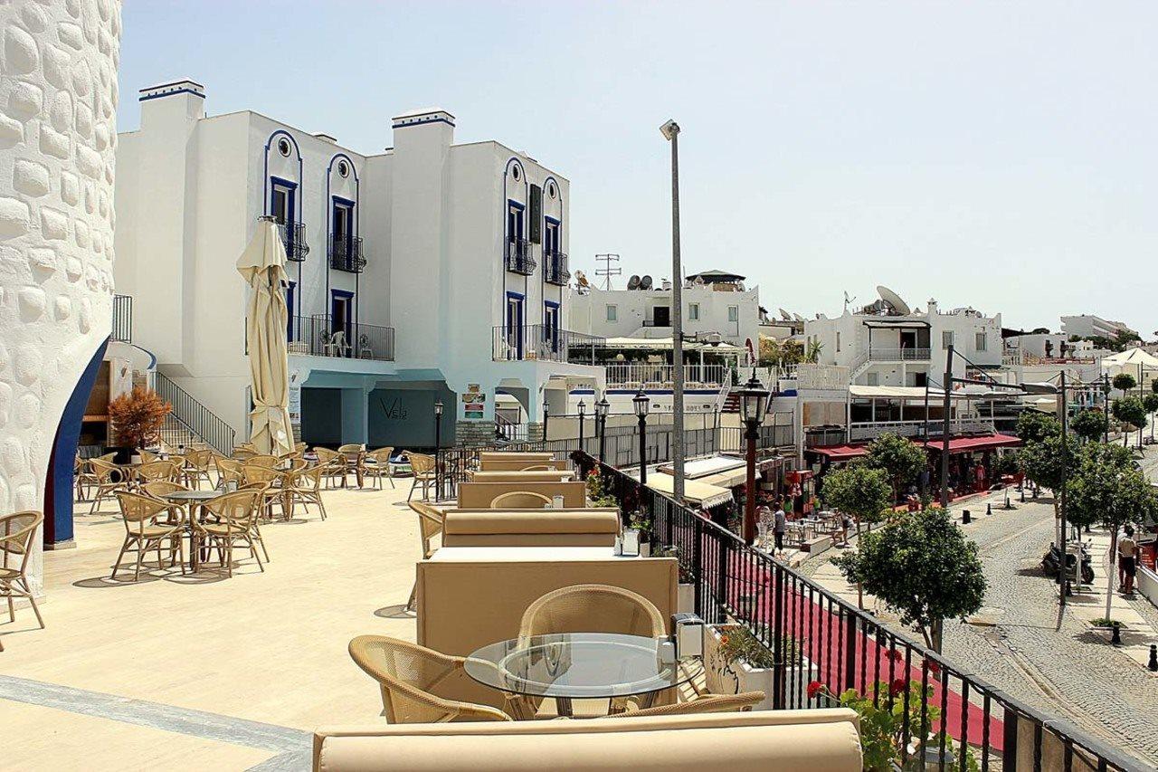 Sky Vela Hotel & Suites Гюмбет Екстериор снимка