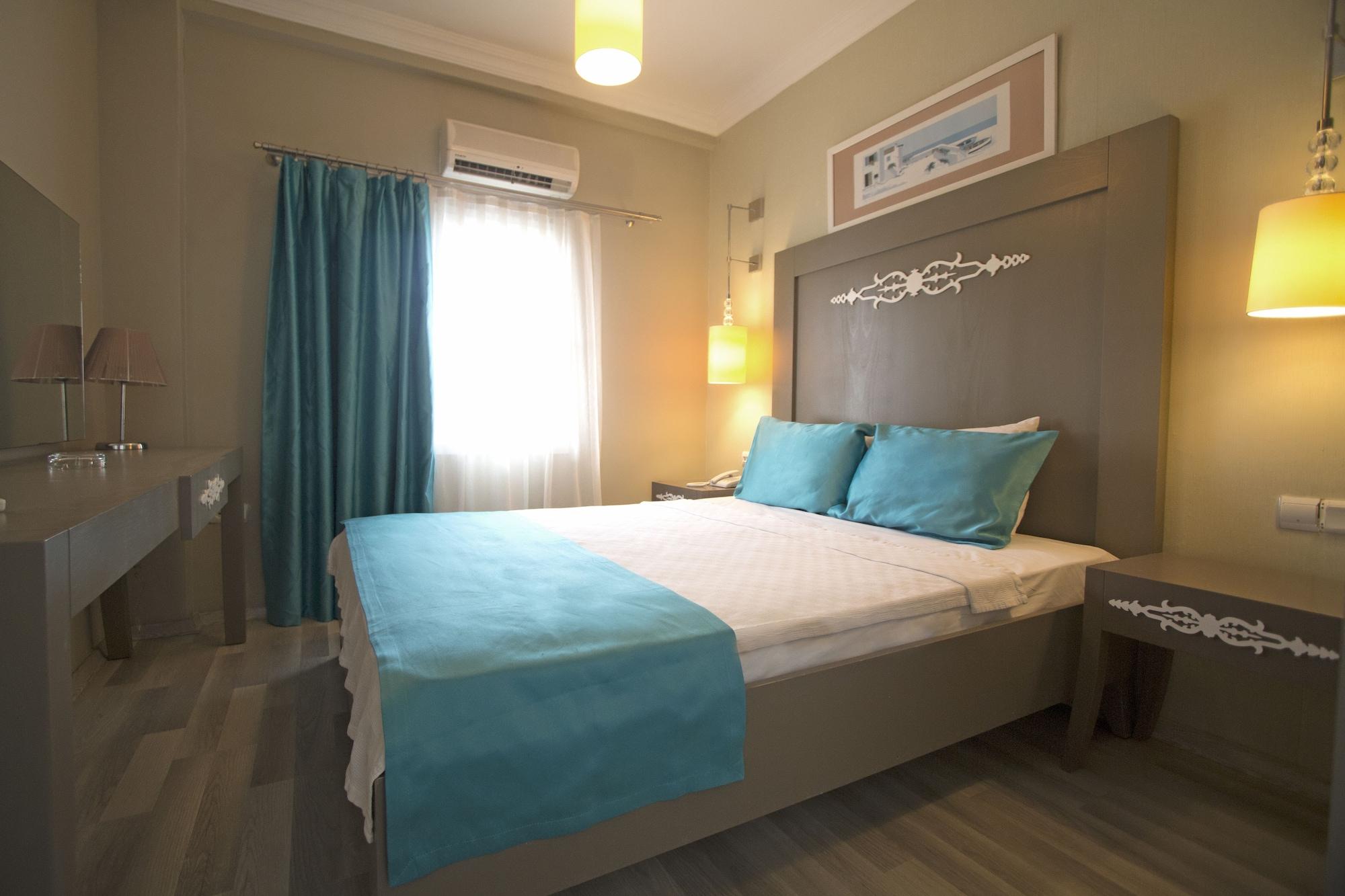 Sky Vela Hotel & Suites Гюмбет Екстериор снимка
