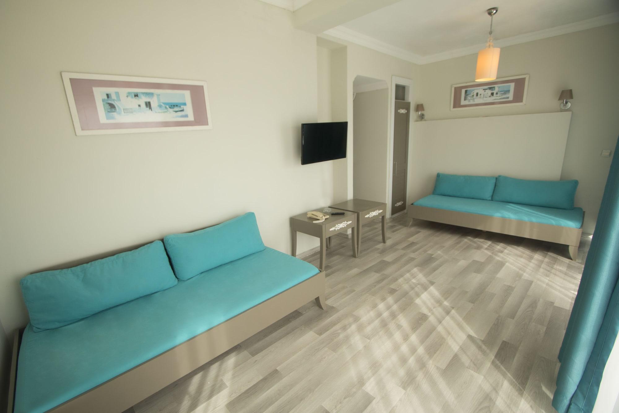 Sky Vela Hotel & Suites Гюмбет Екстериор снимка