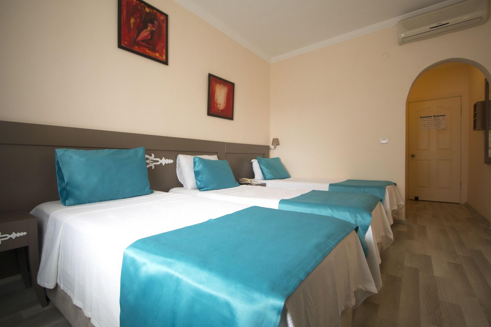 Sky Vela Hotel & Suites Гюмбет Екстериор снимка