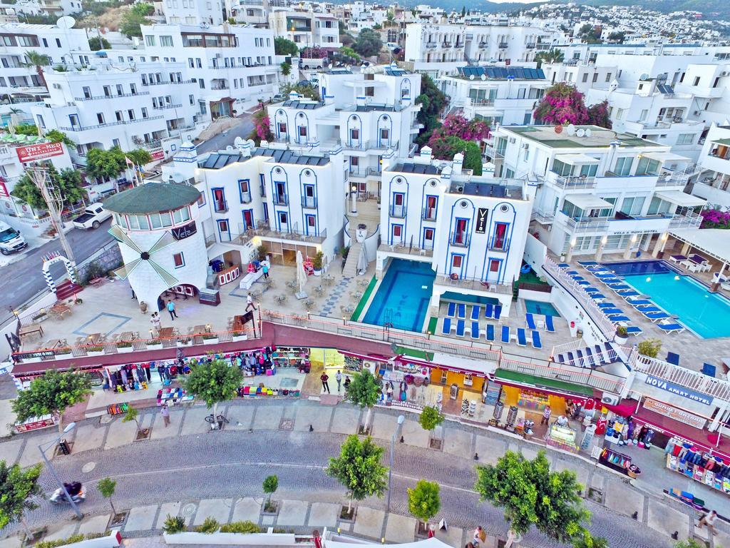 Sky Vela Hotel & Suites Гюмбет Екстериор снимка